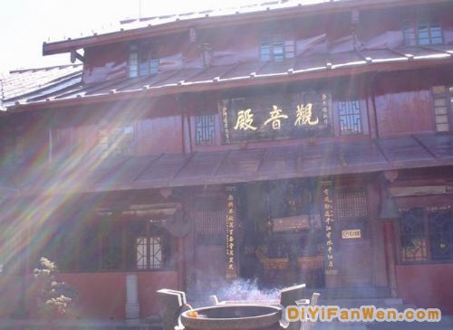 四川峨眉金頂圖片