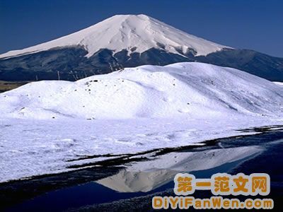 富士山雪景圖片