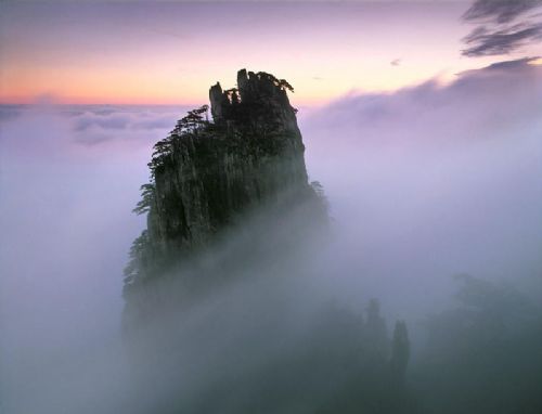 黃山雲霧圖片