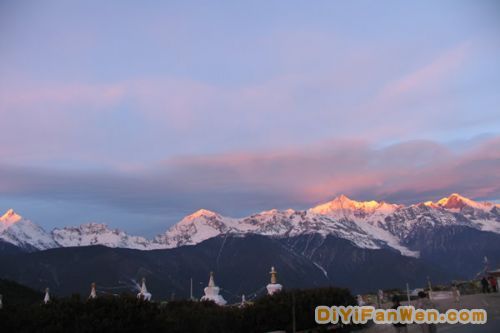 雲南松贊林寺圖片