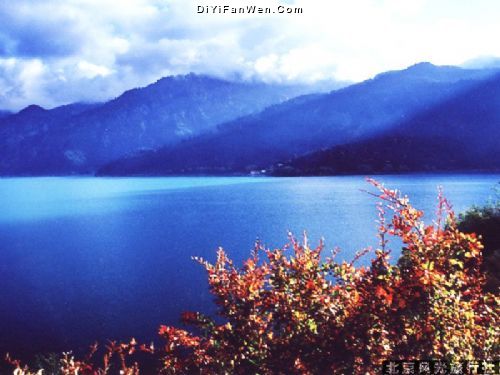 長白山天池圖片