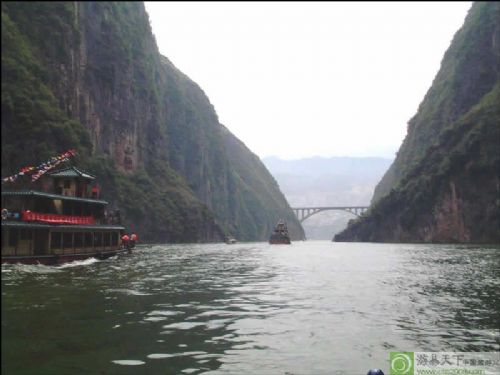 長江三峽瞿塘峽圖圖片