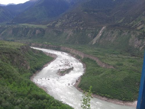 西藏南迦巴瓦峰圖片