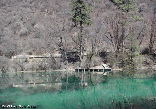 四川九寨溝神仙池圖片