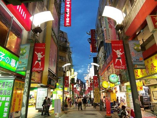 台北西門町夜景圖片