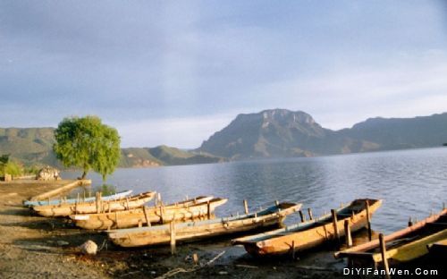 瀘沽湖景點圖片