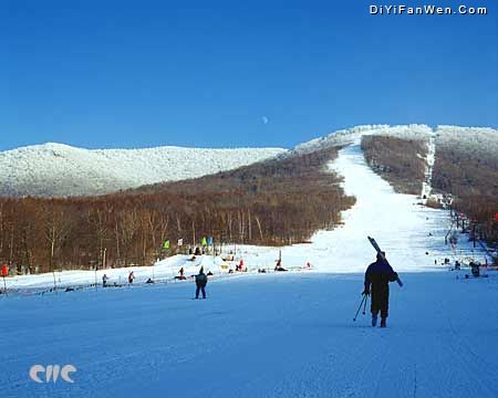 朱雀山滑雪場圖片
