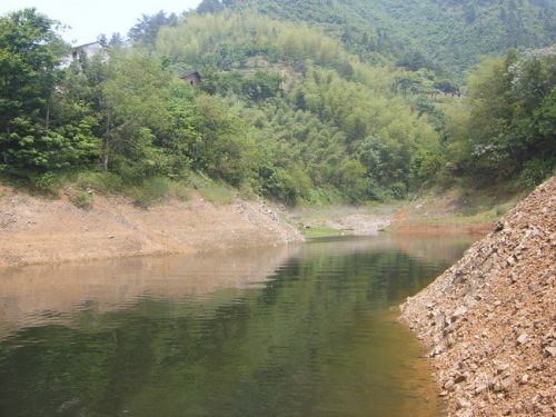 黃山豐樂湖水上人家圖片