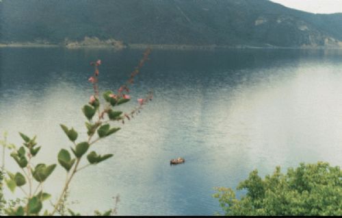 瀘沽湖景點圖片