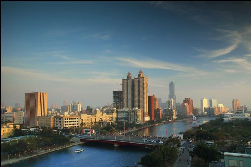 中國台灣愛河圖片