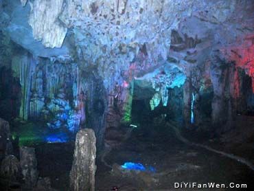 瀘西阿廬古洞景區圖片