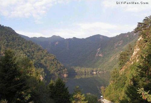 青海孟達天池圖片