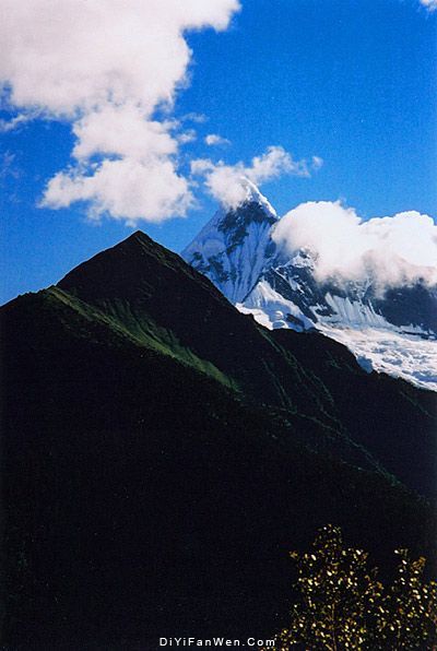夢魂深處的梅里雪山圖片