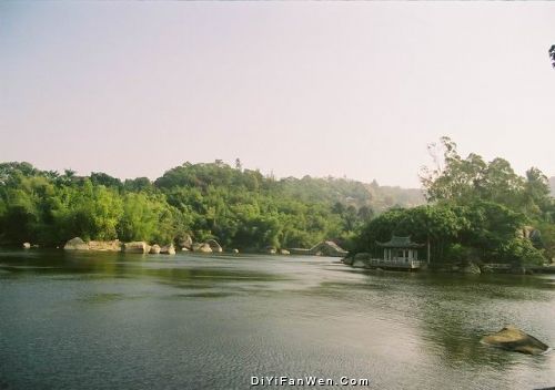 萬石岩圖片