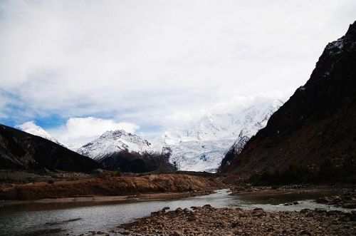 西藏米堆冰川圖片