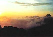 尖峰嶺圖片
