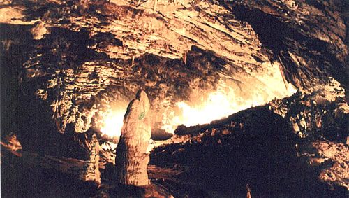 京東大溶洞圖片