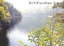 孟達天池圖片