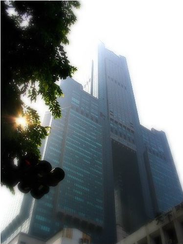 台灣高雄85大樓圖片