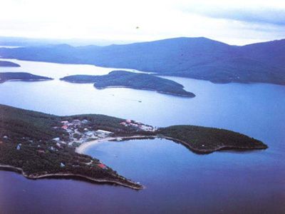 鏡泊湖風景圖片