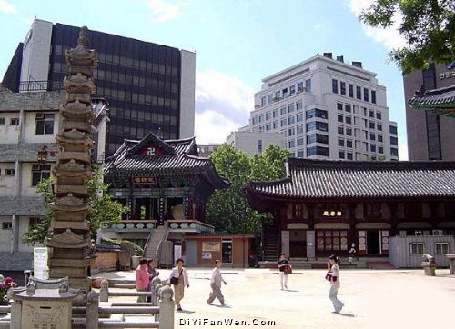 雲南曹溪寺圖片