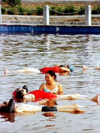中國死海運城鹽湖圖片