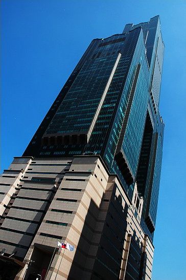 台灣高雄85大樓圖片