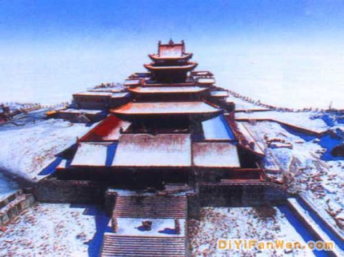 峨眉山圖片