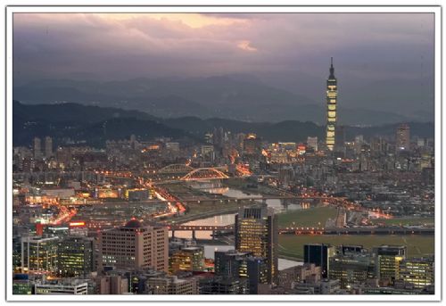台北之夜圖片