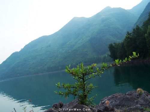 高山湖泊：馬湖圖片