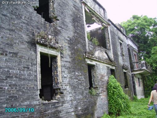 開平無人村(俗稱鬼村)圖片