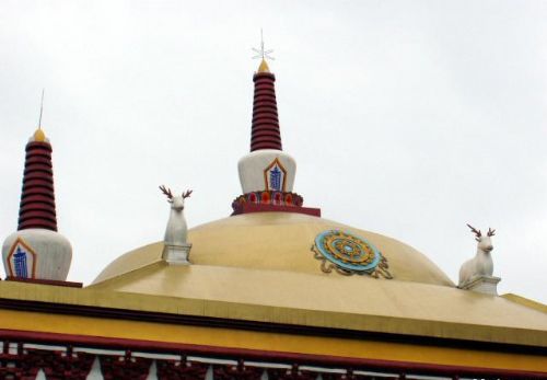 四川峨嵋萬年寺圖片