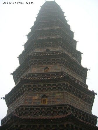 鐵塔公園圖片