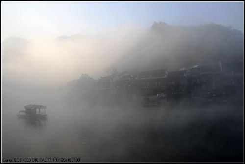 夢幻沱江圖片