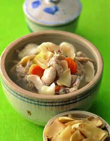 煲湯，讓您的膚色更美