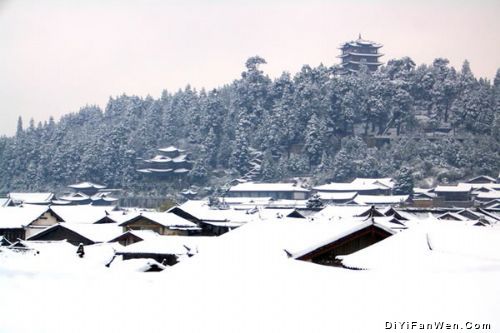 雲南麗江雪景圖片
