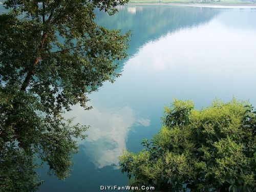 高山湖泊：馬湖圖片