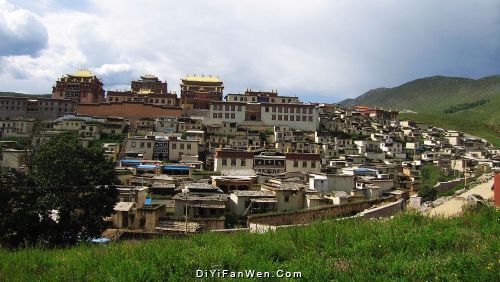 梅里雨崩圖片
