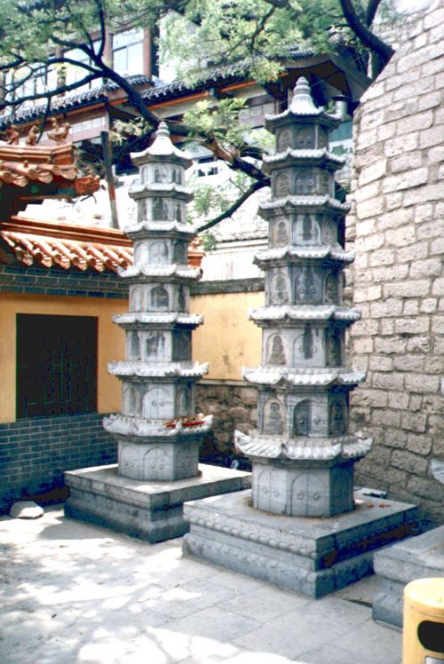 石塔圖片