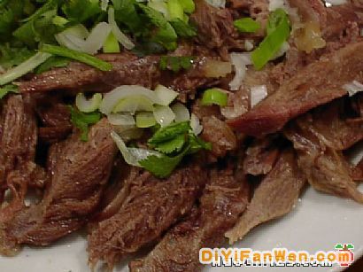 黃燜狗肉