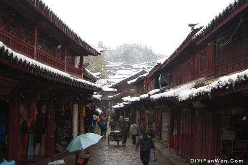 雲南麗江雪景圖片