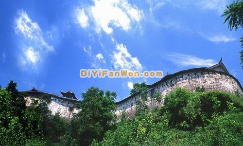 四川寶箴塞風光圖片