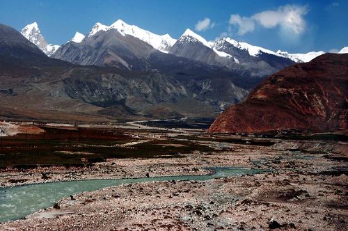 西藏念青唐古拉山圖片