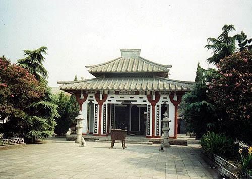河南張衡墓圖片