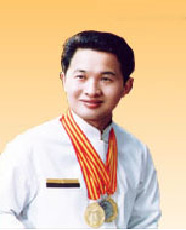 胡啟明-高級技師