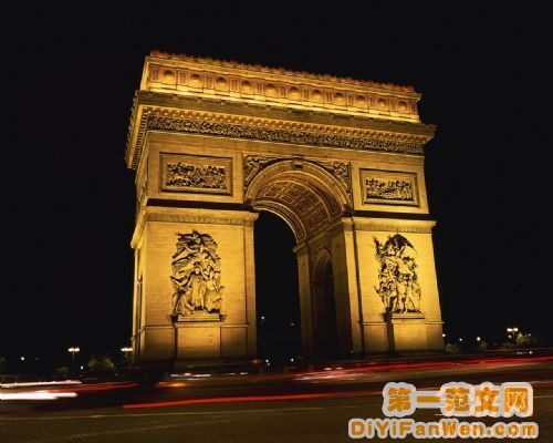 巴黎神聖美麗的古建築圖片