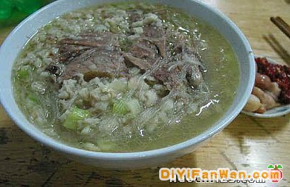 羊肉泡饃