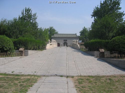 新鄉潞王陵圖片
