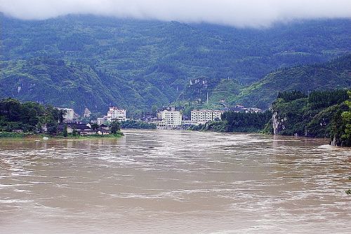 重慶酉水洪峰圖片