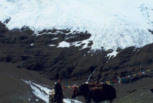 桑丹康桑雪山圖片